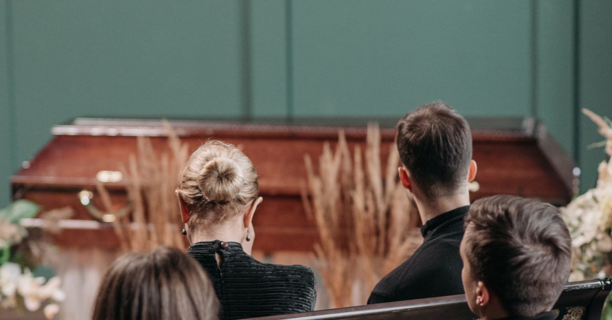 Comparing Pre-Paid Funeral Plans Available in Sydney